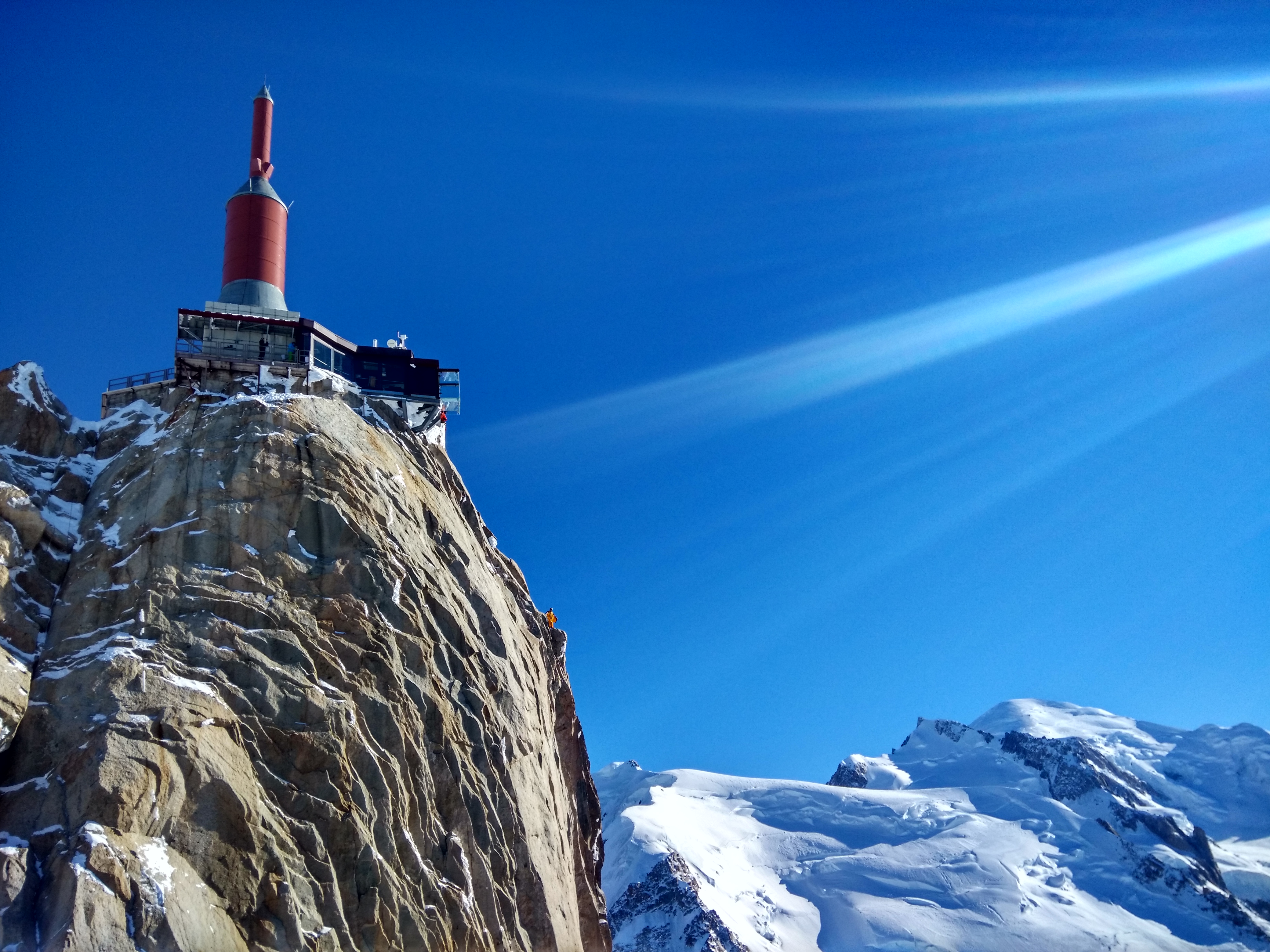 Вид з Агюлю Дю Міді